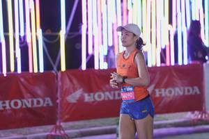 BIB: 6090
                            <button type="button" onclick="openModal(23225062)" class="btn btn-primary btn-sm float-right btn-popup" data-toggle="modal" data-target=".modal-high-quality">
                        <i class="fas fa-shopping-cart"></i> Add to Cart
                    </button>
                                            <button type="button" onclick="isThisMe(23225062, true)" class="btn btn-success btn-sm float-right btn-popup btn-isme hidden" data-toggle="tooltip" data-placement="bottom" title="นี่คือรูปของคุณใช่ไหม คลิกที่นี่เพื่อเอาเข้าอัลบั้ม">
                        <i class="fas fa-plus"></i> Add to album
                    </button>
                    <button type="button" onclick="isThisMe(23225062, false)" class="btn btn-warning btn-sm float-right btn-popup btn-isnotme hidden">
                        <i class="fas fa-ban"></i> Remove from album
                    </button>